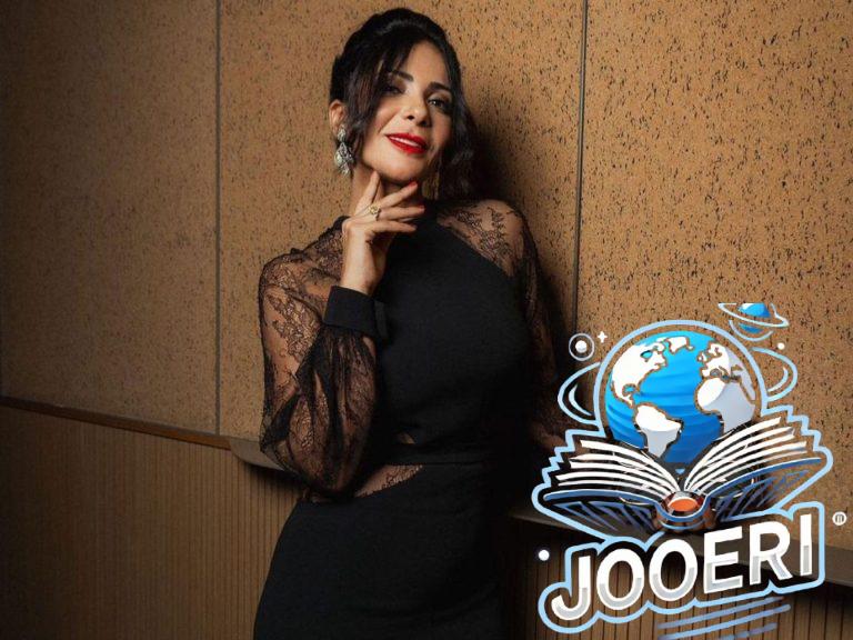 أبرزها من إيلي صعب.. شاهدي أجمل إطلالات منى زكي في يوم ميلادها