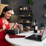 أخطاء في التسوق للمجوهرات عبر الإنترنت.. تجنبيها لتجربة شراء ممتعة