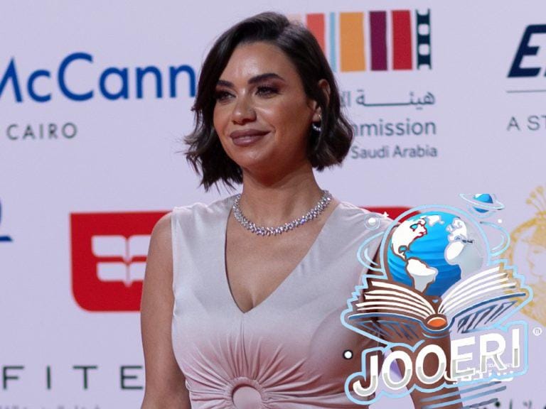 إطلالات جمالية من النجمات في اليوم الرابع لمهرجان القاهرة السينمائي 2025
