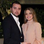 إيلي صعب جونيور وزوجته كريستينا في أحدث ظهور.. صور تسبق لحظات ما قبل العرض