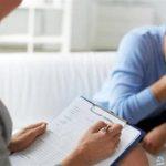 الاعتماد على تطبيقات الذكاء الاصطناعي يؤدي للعزلة وافتقاد الأمان