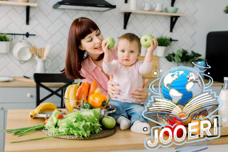 الشهر الذي يبدأ الطفل الأكل فيه ونوعية الأطعمة وتفاصيل كثيرة تهمك 
