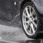 المرور السعودي يوجه رسالة هامة لجميع قائدي المركبات بشأن إطارات السيارات في الأجواء الماطرة