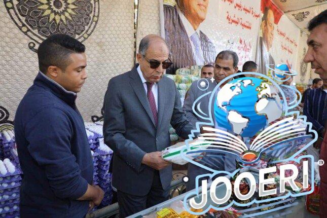 بتخفيضات 30%.. محافظ المنيا يفتتح منفذًا لبيع السلع الغذائية في سمالوط