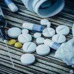 بعد واقعة البلوجر الشهيرة.. خبير نفسي يحذر من استخدام مخدر GHP|فيديو