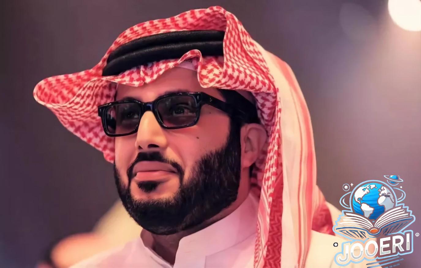 تركي آل الشيخ ينال جائزة الشخصية الأكثر تأثيراً في العقد الأخير