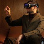 تكشف شركة Caviar عن أول جهاز Apple Vision Pro الفاخر والمخصص في العالم
