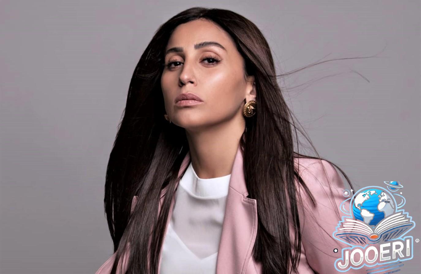 دينا الشربيني ورانيا يوسف تروجان لمسرحية حاوريني يا كيكي قبل بدء عرضها في موسم الرياض