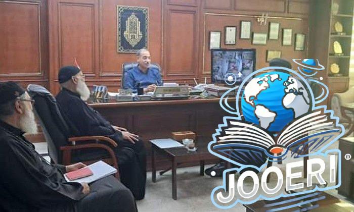 رئيس مدينة الغردقة يستقبل وفد كنسي في زيارة للوحدة المحلية لمدينة الغردقة