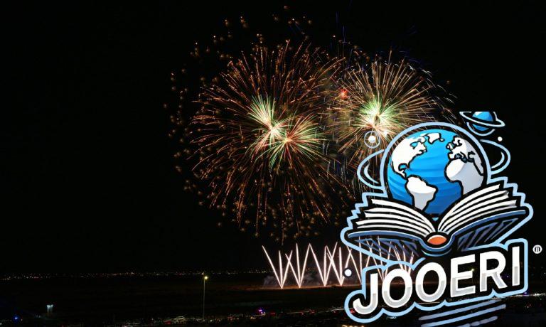 صور.. عروض مُبهرة بالألعاب النارية في عُمان احتفالاً بيومها الوطني 54