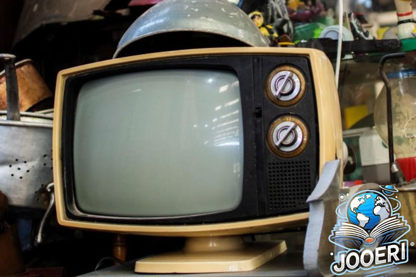 في اليوم العالمي للتليفزيون.. كيف تحول من اختراع بدائي إلى أنظمة البث الرقمي؟