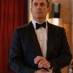 قامت Apple TV+ بتجديد مسلسل Your Friends and Neigbors للمخرج جون هام لموسم ثانٍ قبل بث الموسم الأول.