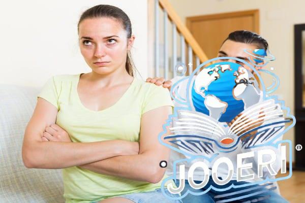 محاولة جذب انتباهه