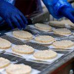 ما هو الدور الذي يمكن أن تلعبه الأطعمة فائقة المعالجة؟