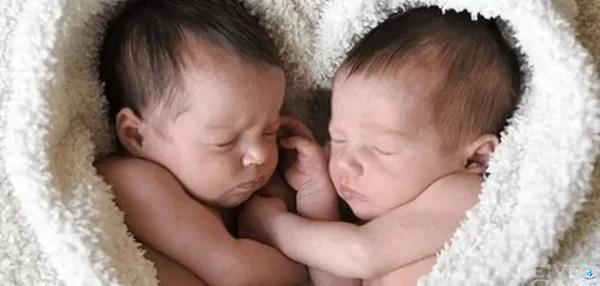 مين قالولها حامل بواحد وطلعت حامل بتوأم