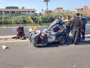 إرتفاع ضحايا حادث تصادم سيارتين وتوك توك بكفر شكر إلى 5 أشخاص