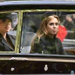 الأميرة بياتريس والأميرة يوجيني لن يحضرا احتفالات الكريسماس في ساندرينجهام.. لهذا السبب