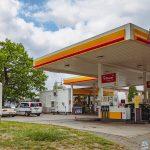 "الخداع" و"الكارثة" - دفع السائقون حوالي مليار يورو مقابل مشاريع وهمية لحماية المناخ