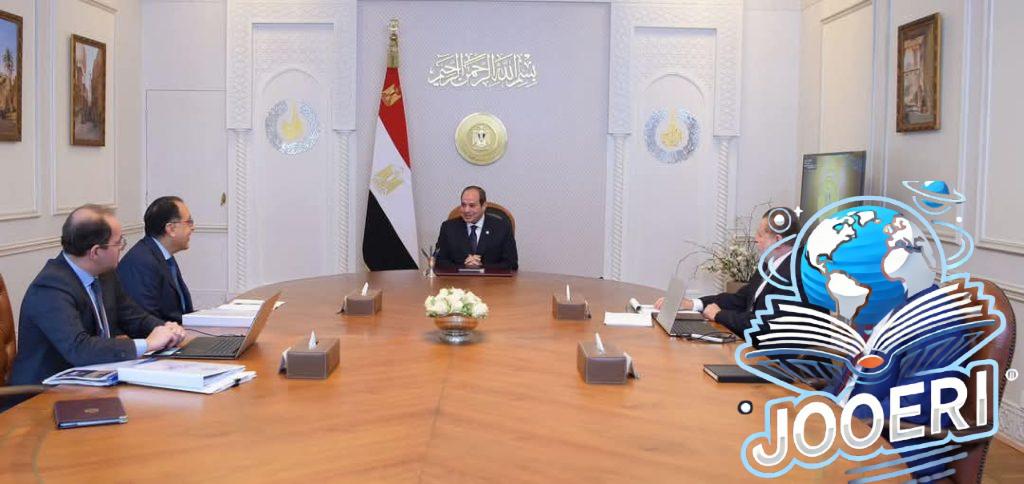 الرئيس المصري يعقد إحتماعا رباعيا يضم رئيس الحكومة ومحافظ البنك المركزي ووزير المالية