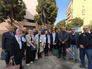 السفارة الفنزويلية تحتفل بذكرى سيمون بوليفار في ميدانه بالقاهرة
