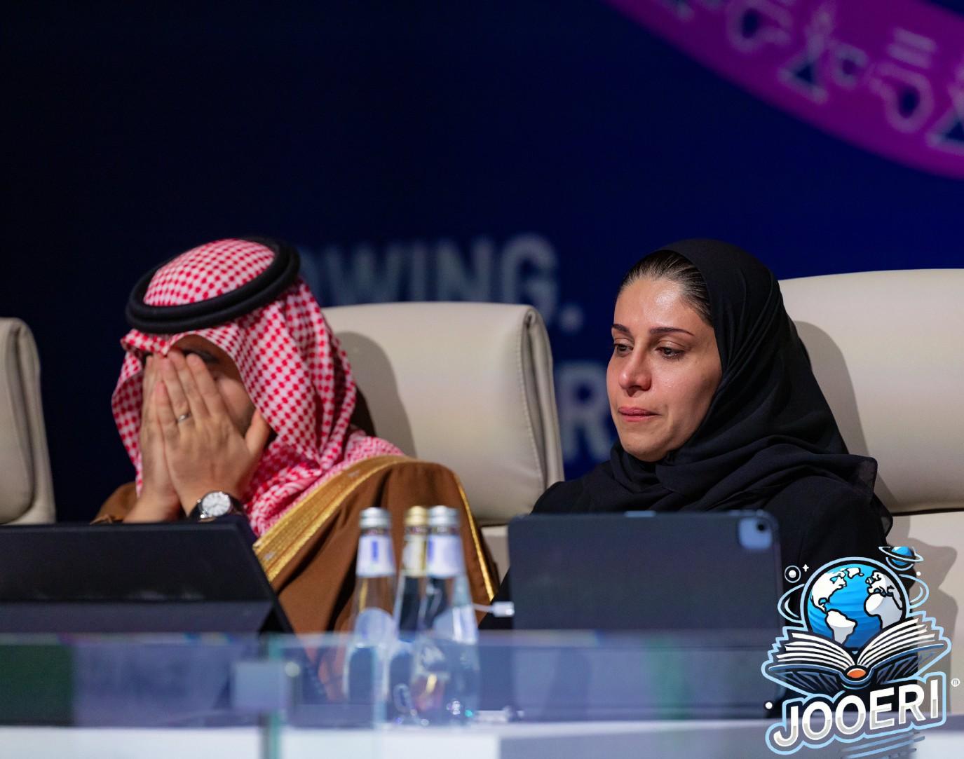 دموع أضواء العريفي بعد إعلان فوز السعودية باستضافة مونديال 2034