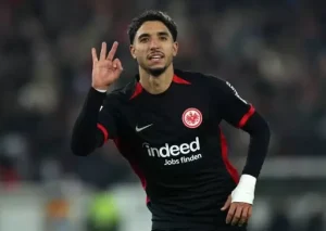 عمر مرموش يحصد جائزة أفضل لاعب في الدورى الألمانى عن شهر نوفمبر
