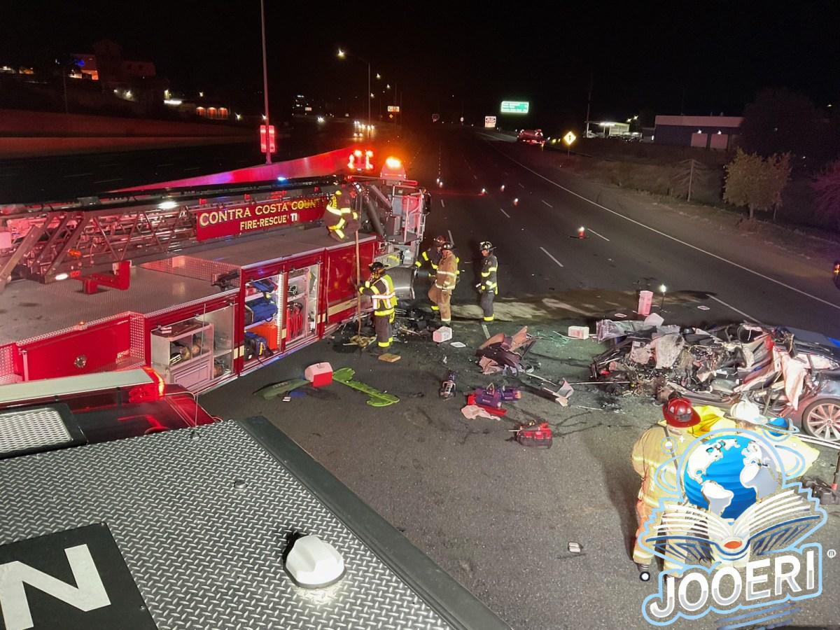 Tesla crashes into a fire truck