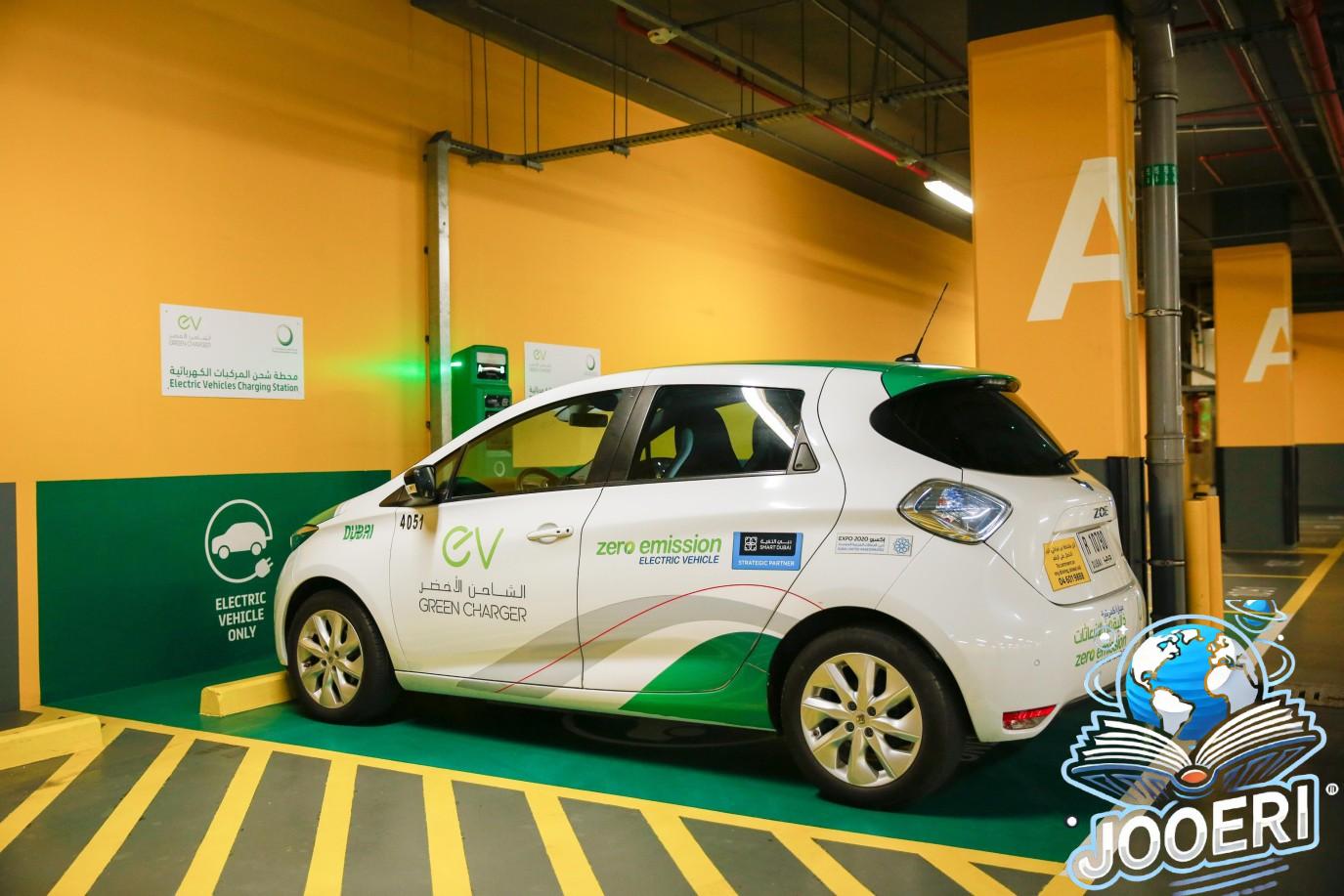 كهرباء دبي توفر 740 نقطة شحن للمركبات الكهربائية..تعرفوا إلى أماكنها
