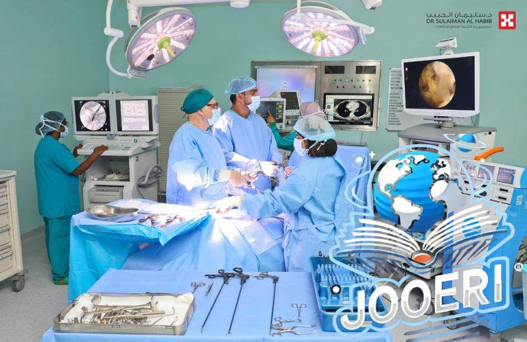 مستشفى الدكتور سليمان الحبيب بالخُبر يُنهي معاناة "أربعيني" مع ارتجاع وفتق المريء بتقنية متقدمة