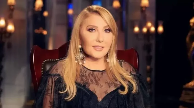 نادية الجندي تُكرم بجائزة”إنجاز العمر” بمهرجان الأفضل | فن