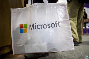 يقوم مشرف حماية البيانات في الاتحاد الأوروبي بمراجعة تقرير Microsoft 365