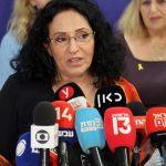 أهالي الرهائن المحررين في غزة يدعون إلى إطلاق سراح بقية الأسرى