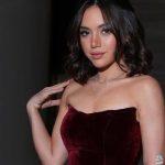 رنا رئيس تتألق بفستان جذاب في حفل Joy Awards