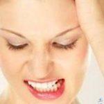 نشرة المرأة والمنوعات| الجز على الأسنان سبب لنقص هذا الفيتامين.. احذر تناول هذه الفواكه إن كنت تعاني من الصداع