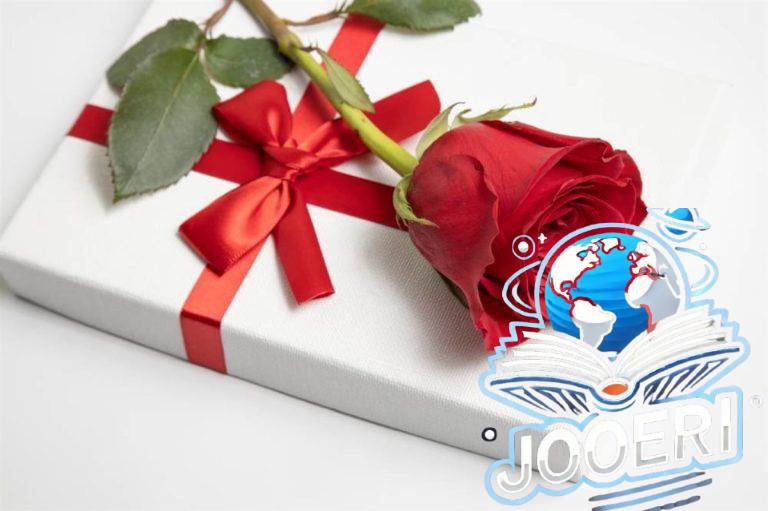 ما هي الهدايا التي تحبها البنات؟ دليل شامل لاختيار الهدايا المثالية