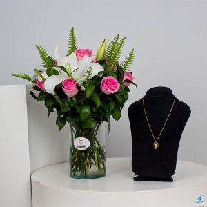 إيه أحلى هدية عيد الحب ممكن تقدمها لخطيبتك؟ أفكار رومانسية لا تُنسى