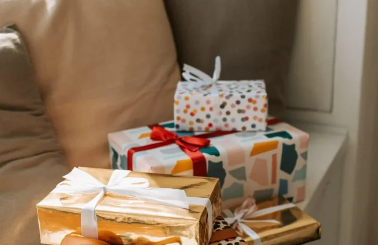 اختيار الهدية المثالية لفتاة في سن 16 نصائح وأفكار
